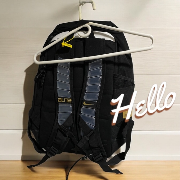 Nike Elite Pro Hoops Backpack: Ultimate Storage for Athletes on the Move - Picture 3 of 3